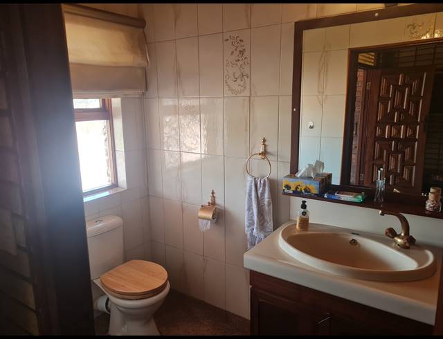5 BEDROOM HOUSE FOR SALE IN KENLEAF